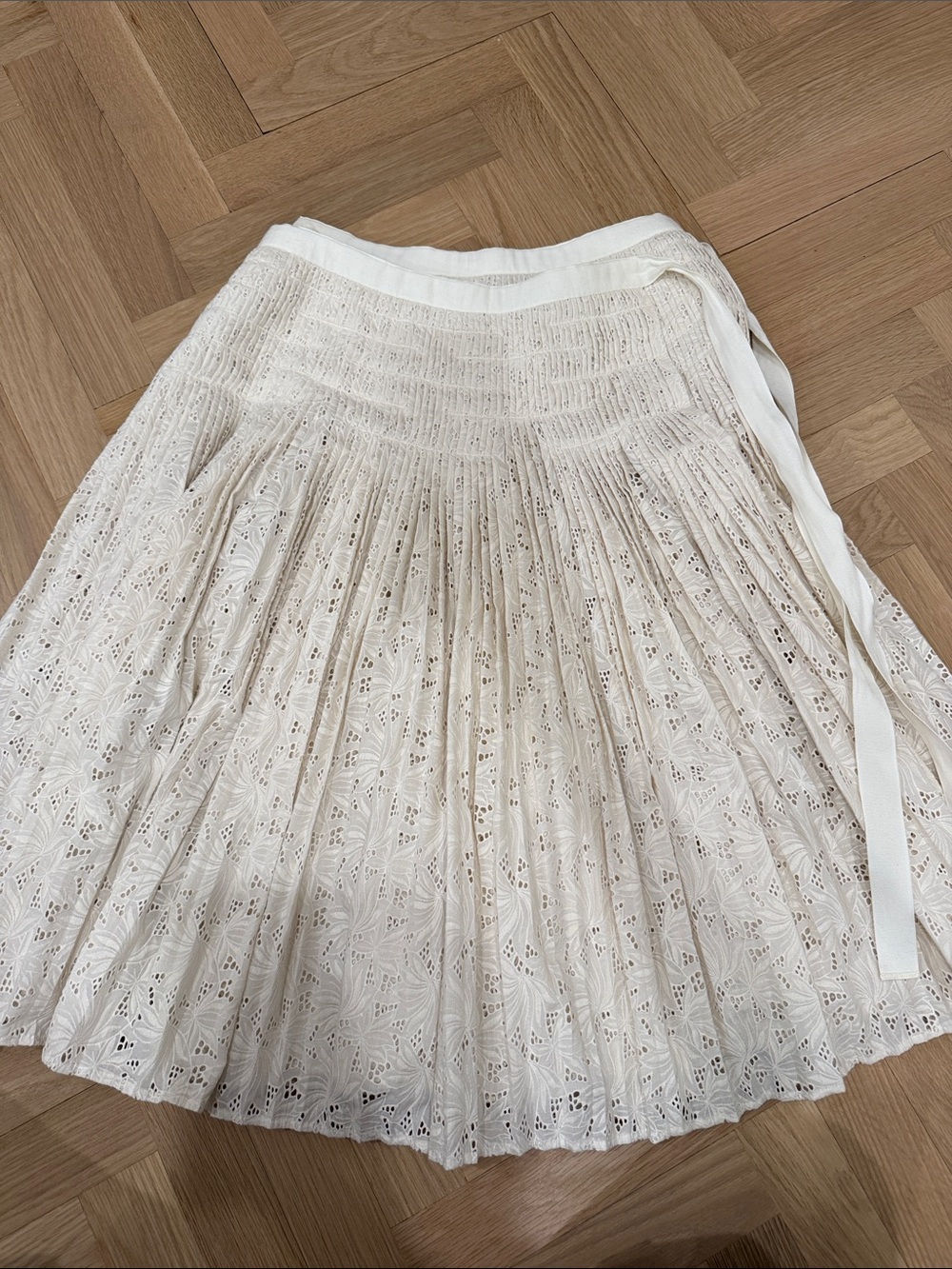Tory Burch Cream Eyelet Circle Skirt - Picture 1 of 5